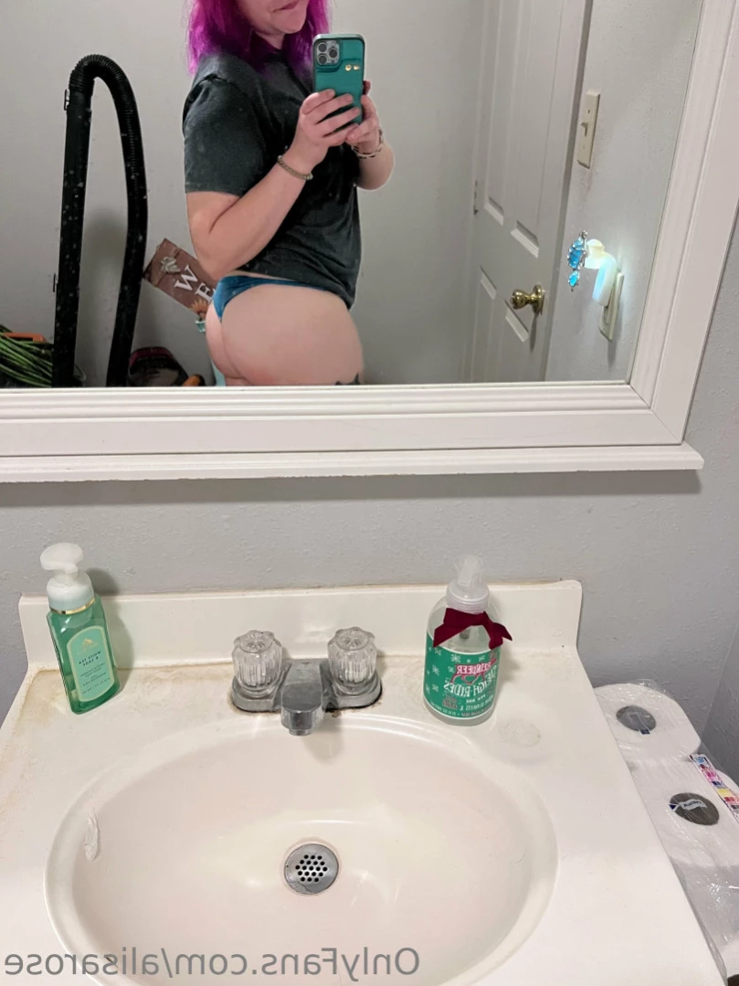 Alisarose 🌹 $4 sale [ alisarose ] Onlyfans leaked photo 14390815 on Hotleaks.tv