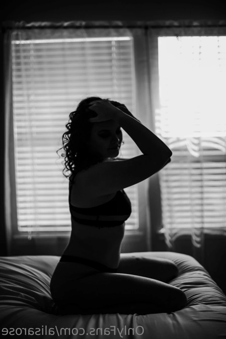 Alisarose 🌹 $4 sale [ alisarose ] Onlyfans leaked photo 15473870 on Hotleaks.tv
