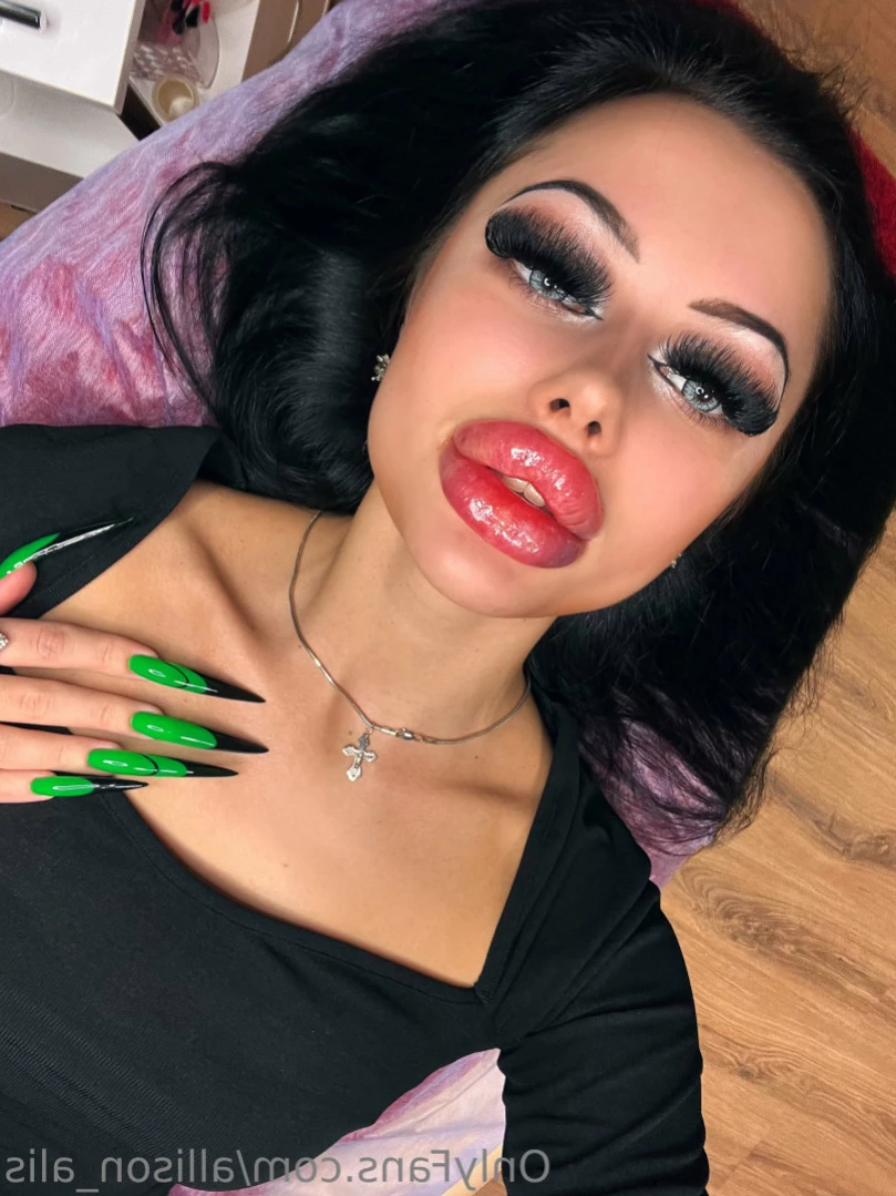 Alison [ allison_alis ] Onlyfans leaked photo 16313009 on Hotleaks.tv
