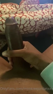 1657638