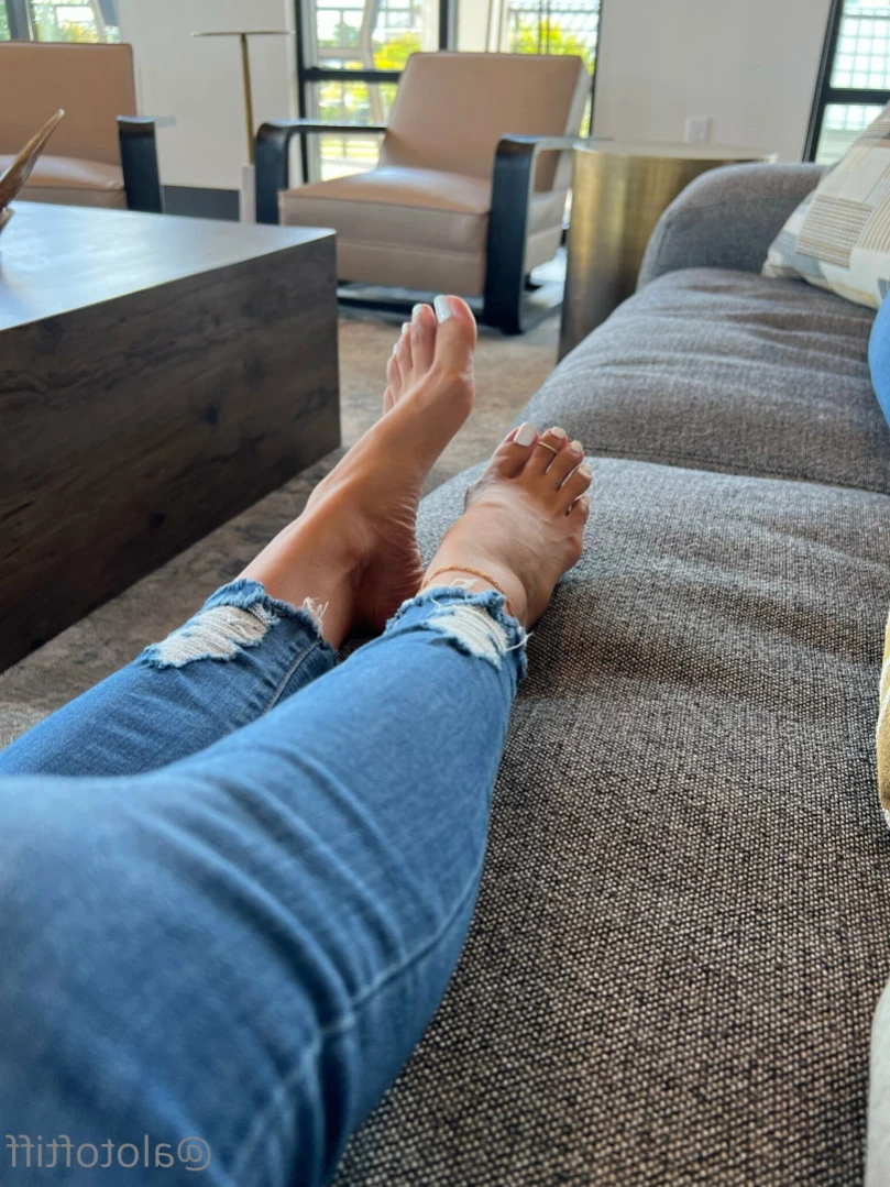 t i f f a n y [ alotoftiff ] Onlyfans leaked photo 11627006 on Hotleaks.tv
