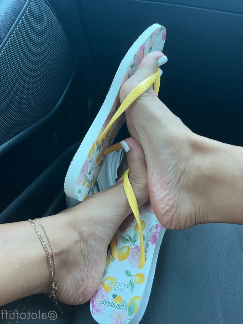 t i f f a n y [ alotoftiff ] Onlyfans leaked photo 11627404 on Hotleaks.tv