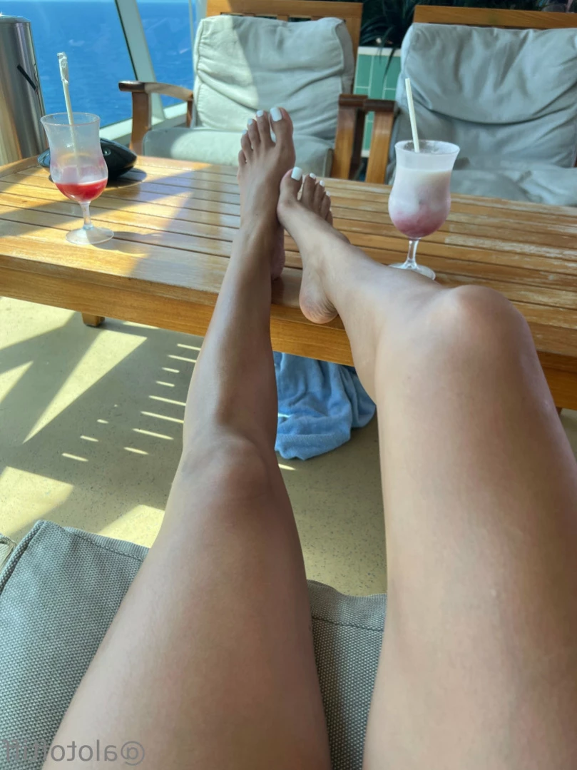 t i f f a n y [ alotoftiff ] Onlyfans leaked photo 11627446 on Hotleaks.tv