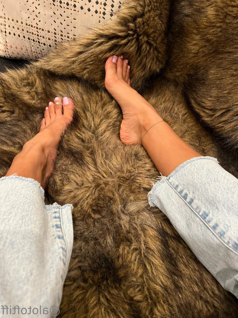 t i f f a n y [ alotoftiff ] Onlyfans leaked photo 11627608 on Hotleaks.tv
