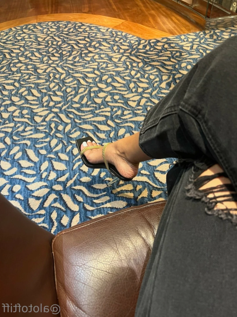 t i f f a n y [ alotoftiff ] Onlyfans leaked photo 11628248 on Hotleaks.tv