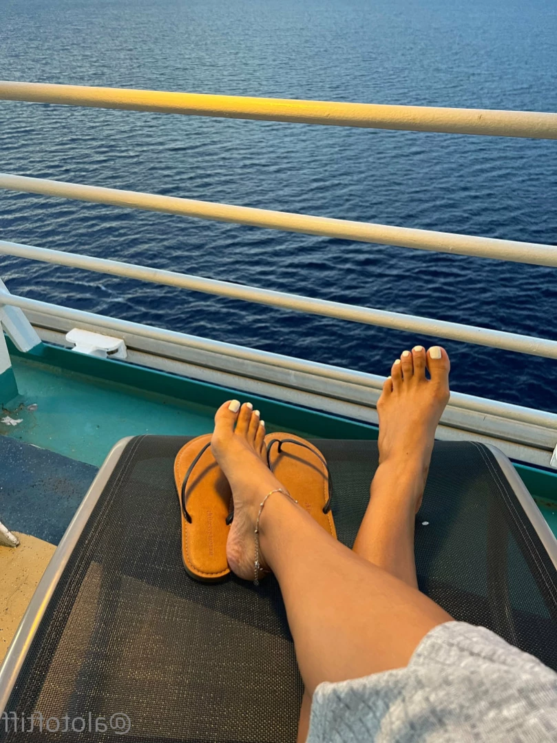 t i f f a n y [ alotoftiff ] Onlyfans leaked photo 11628288 on Hotleaks.tv