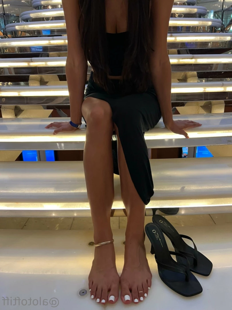 t i f f a n y [ alotoftiff ] Onlyfans leaked photo 11628653 on Hotleaks.tv