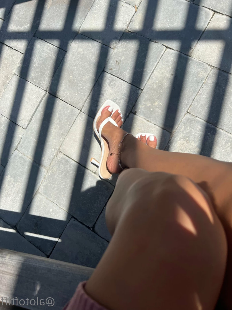 t i f f a n y [ alotoftiff ] Onlyfans leaked photo 11629285 on Hotleaks.tv