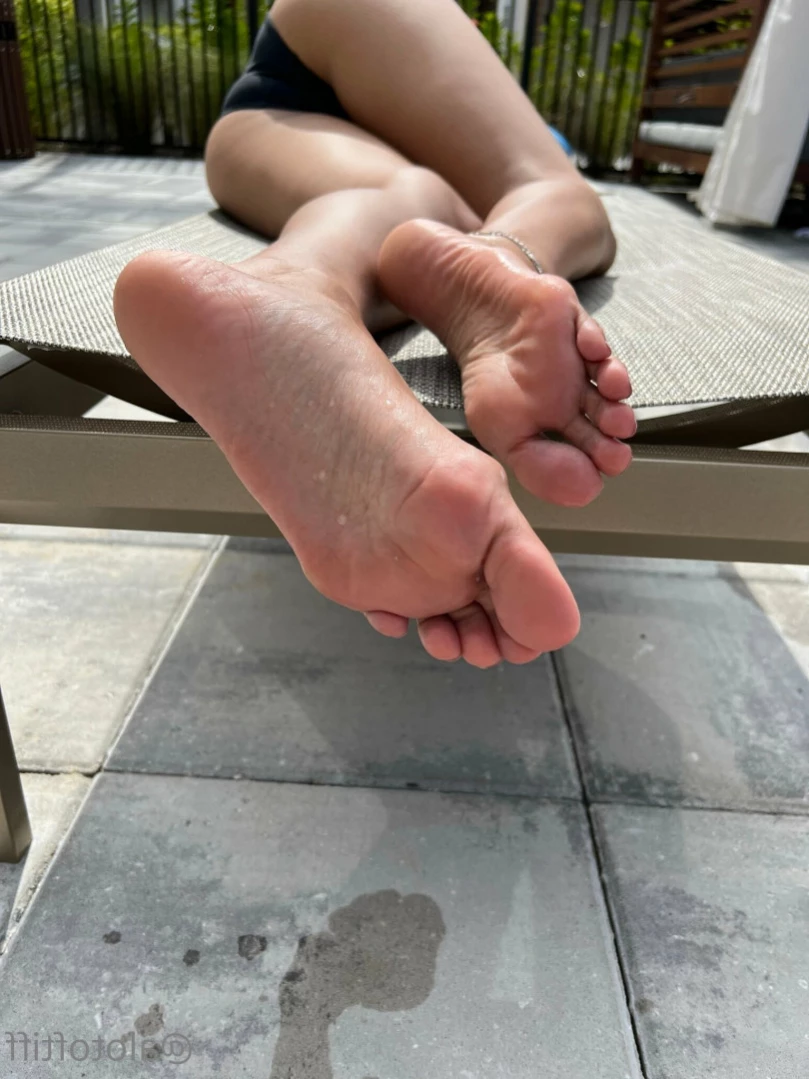 t i f f a n y [ alotoftiff ] Onlyfans leaked photo 11672437 on Hotleaks.tv