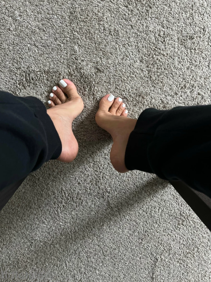 t i f f a n y [ alotoftiff ] Onlyfans leaked photo 11724648 on Hotleaks.tv