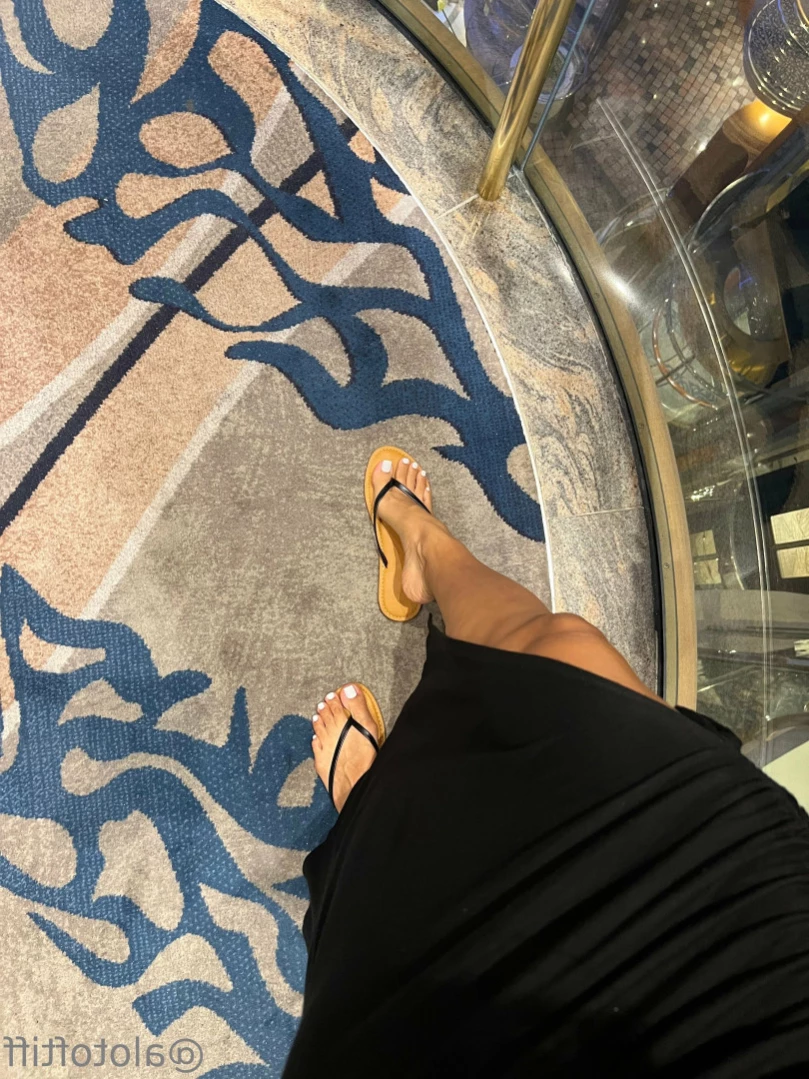 t i f f a n y [ alotoftiff ] Onlyfans leaked photo 11724982 on Hotleaks.tv