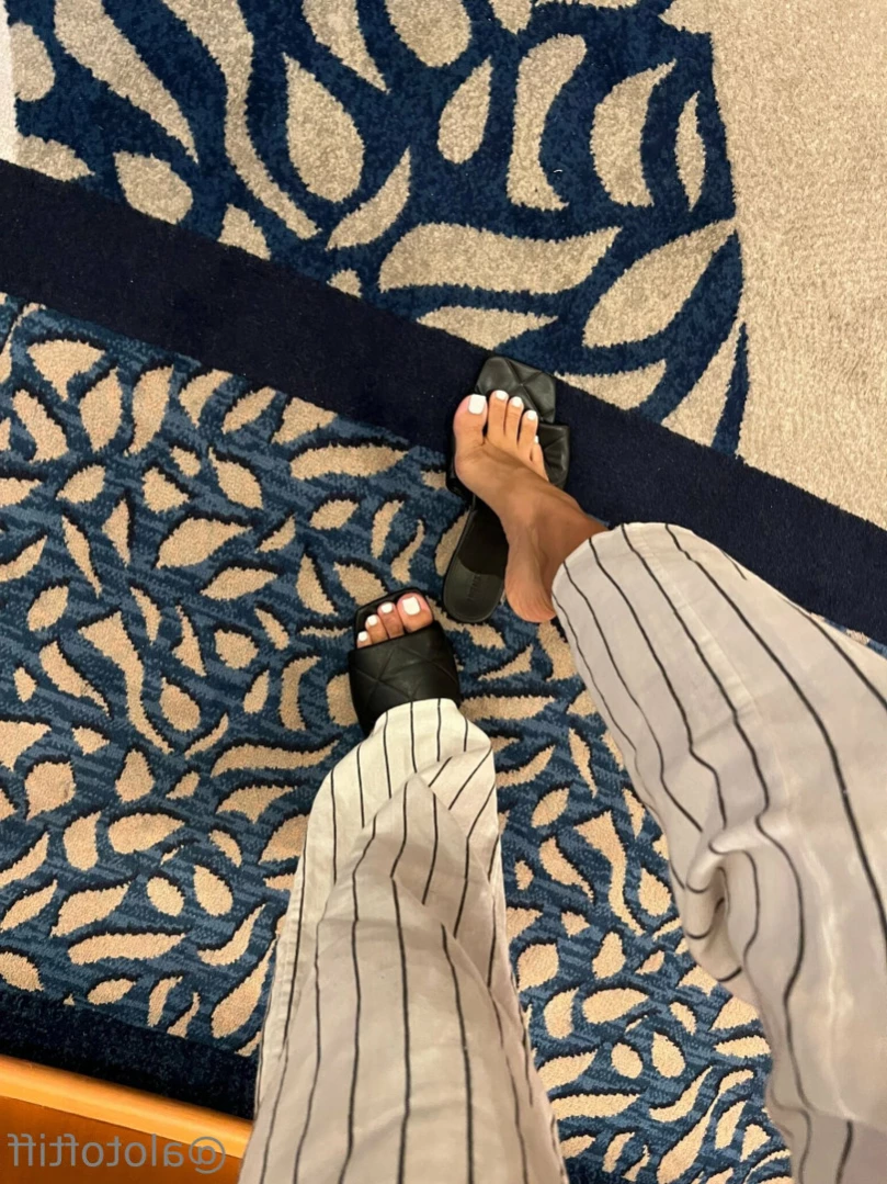 t i f f a n y [ alotoftiff ] Onlyfans leaked photo 12191696 on Hotleaks.tv