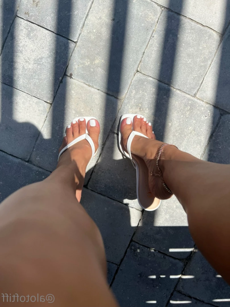 t i f f a n y [ alotoftiff ] Onlyfans leaked photo 12840943 on Hotleaks.tv