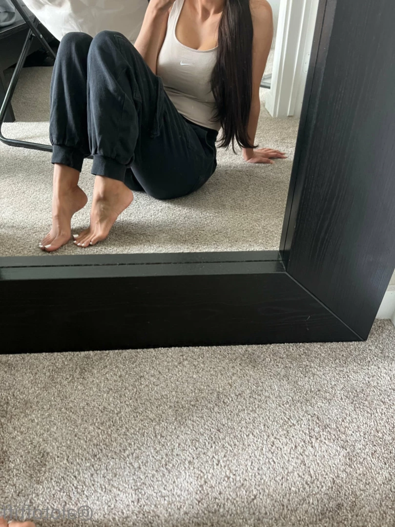 t i f f a n y [ alotoftiff ] Onlyfans leaked photo 13360476 on Hotleaks.tv