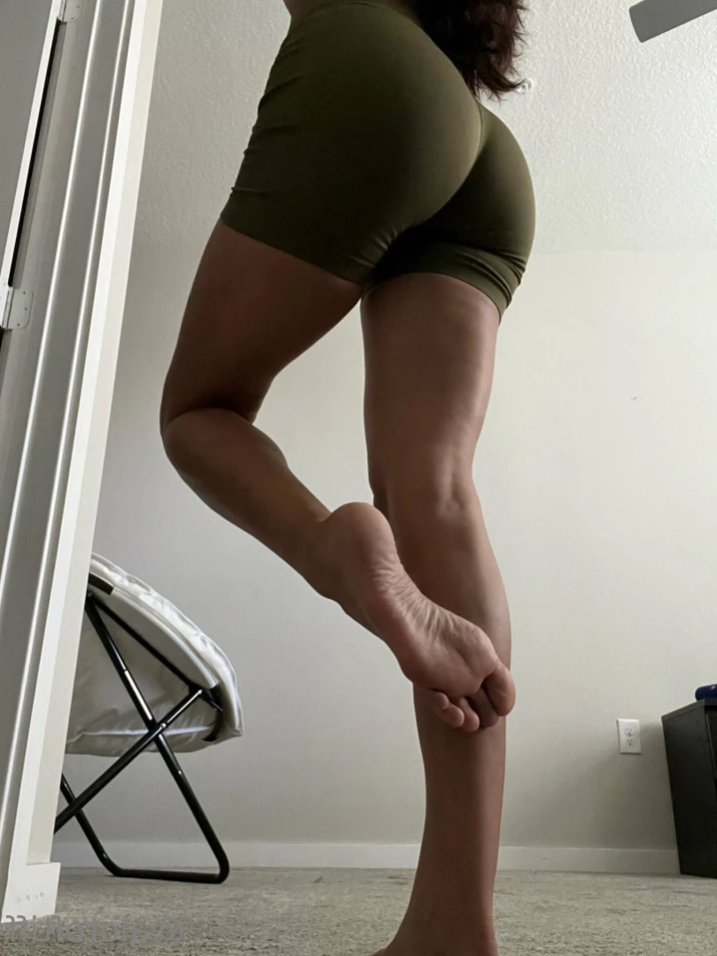 t i f f a n y [ alotoftiff ] Onlyfans leaked photo 13390857 on Hotleaks.tv