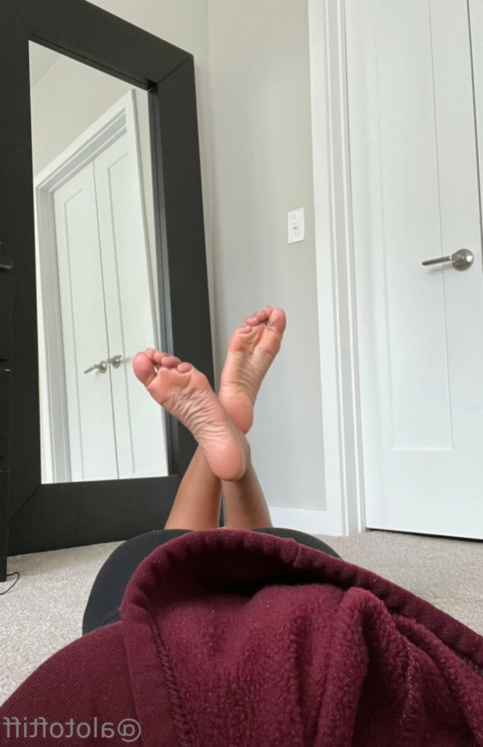 t i f f a n y [ alotoftiff ] Onlyfans leaked photo 13526212 on Hotleaks.tv