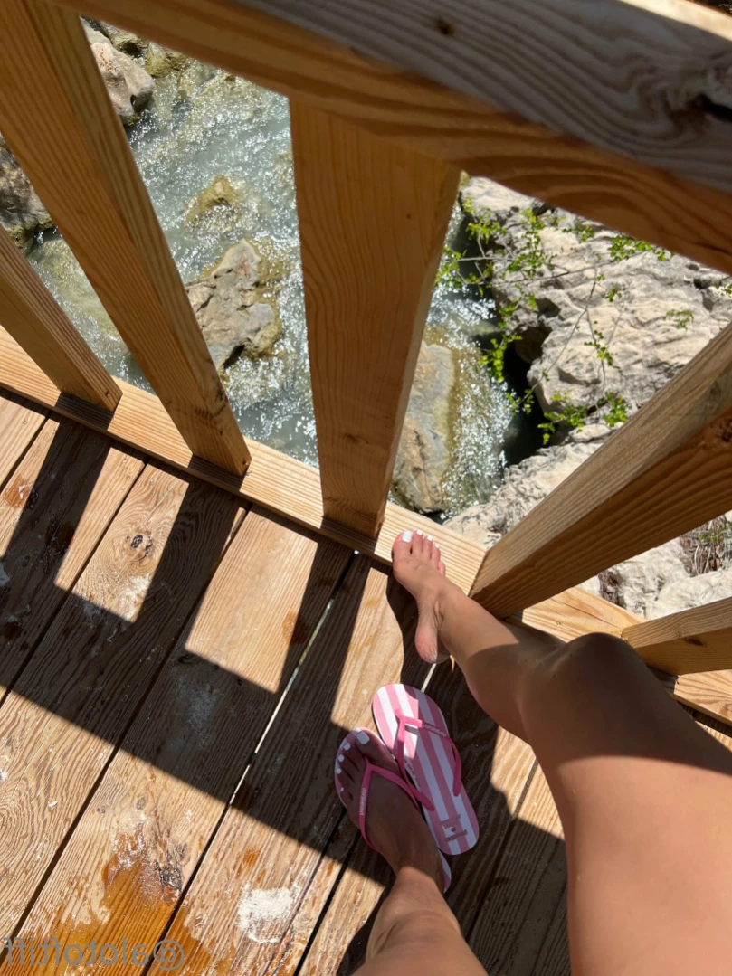 t i f f a n y [ alotoftiff ] Onlyfans leaked photo 13897487 on Hotleaks.tv