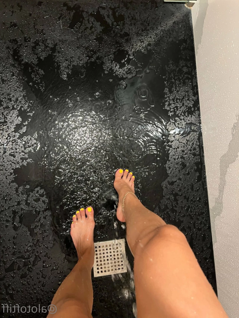 t i f f a n y [ alotoftiff ] Onlyfans leaked photo 14324309 on Hotleaks.tv