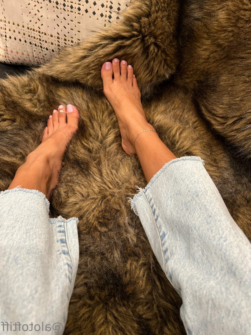 t i f f a n y [ alotoftiff ] Onlyfans leaked photo 15202990 on Hotleaks.tv