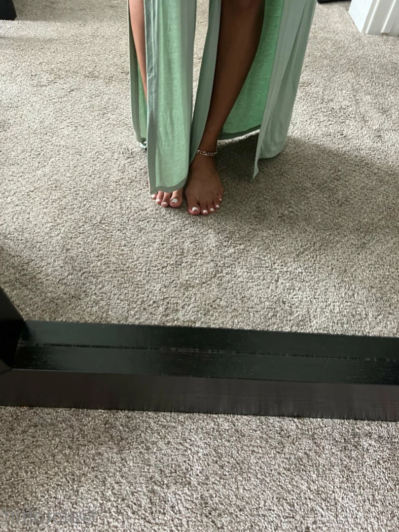 t i f f a n y [ alotoftiff ] Onlyfans leaked photo 15452220 on Hotleaks.tv