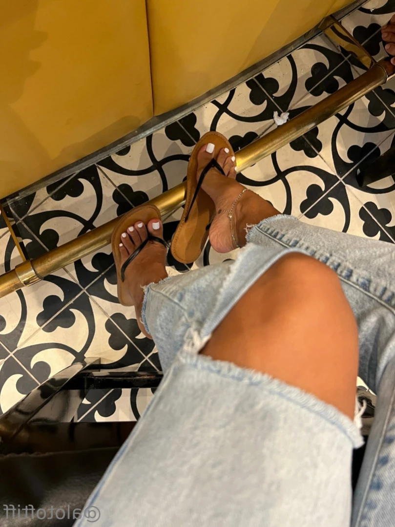 t i f f a n y [ alotoftiff ] Onlyfans leaked photo 15649376 on Hotleaks.tv