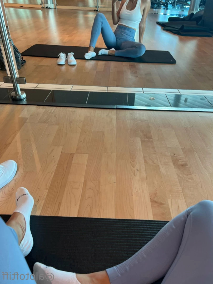 t i f f a n y [ alotoftiff ] Onlyfans leaked photo 15823108 on Hotleaks.tv
