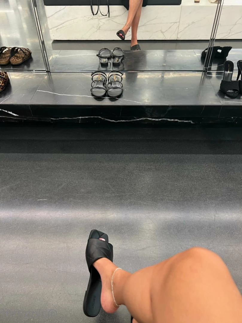t i f f a n y [ alotoftiff ] Onlyfans leaked photo 16208376 on Hotleaks.tv