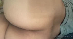 15922823