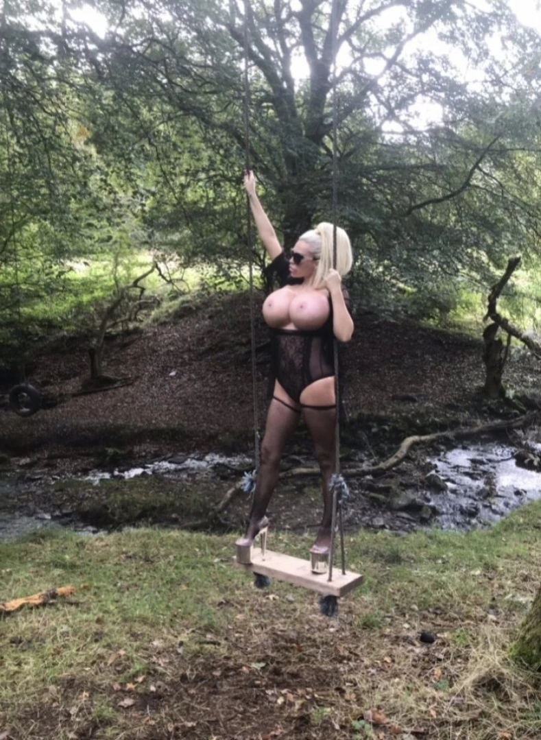 Amanda Lovelie [ amanda_lovelie ] Onlyfans leaked photo 11830171 on Hotleaks.tv