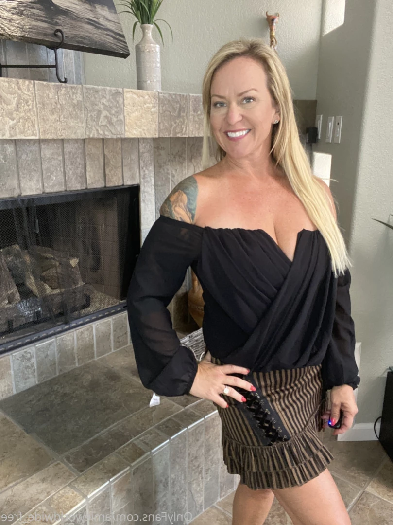 Amie World Wide [ amieworldwide ] Onlyfans leaked photo 11706030 on Hotleaks.tv
