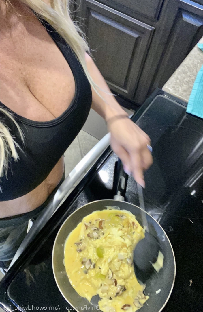 Amie World Wide [ amieworldwide ] Onlyfans leaked photo 14728752 on Hotleaks.tv