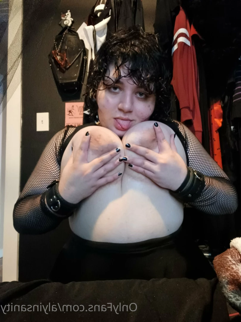 amy.insanity Onlyfans leaked photo 16270163 on Hotleaks.tv