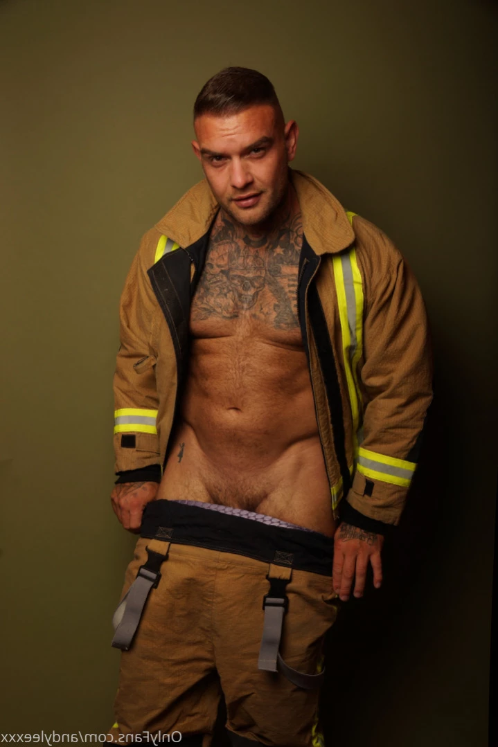AndyLeeXXX-OFFICIAL! [ andyleexxx ] Onlyfans leaked photo 11771817 on Hotleaks.tv