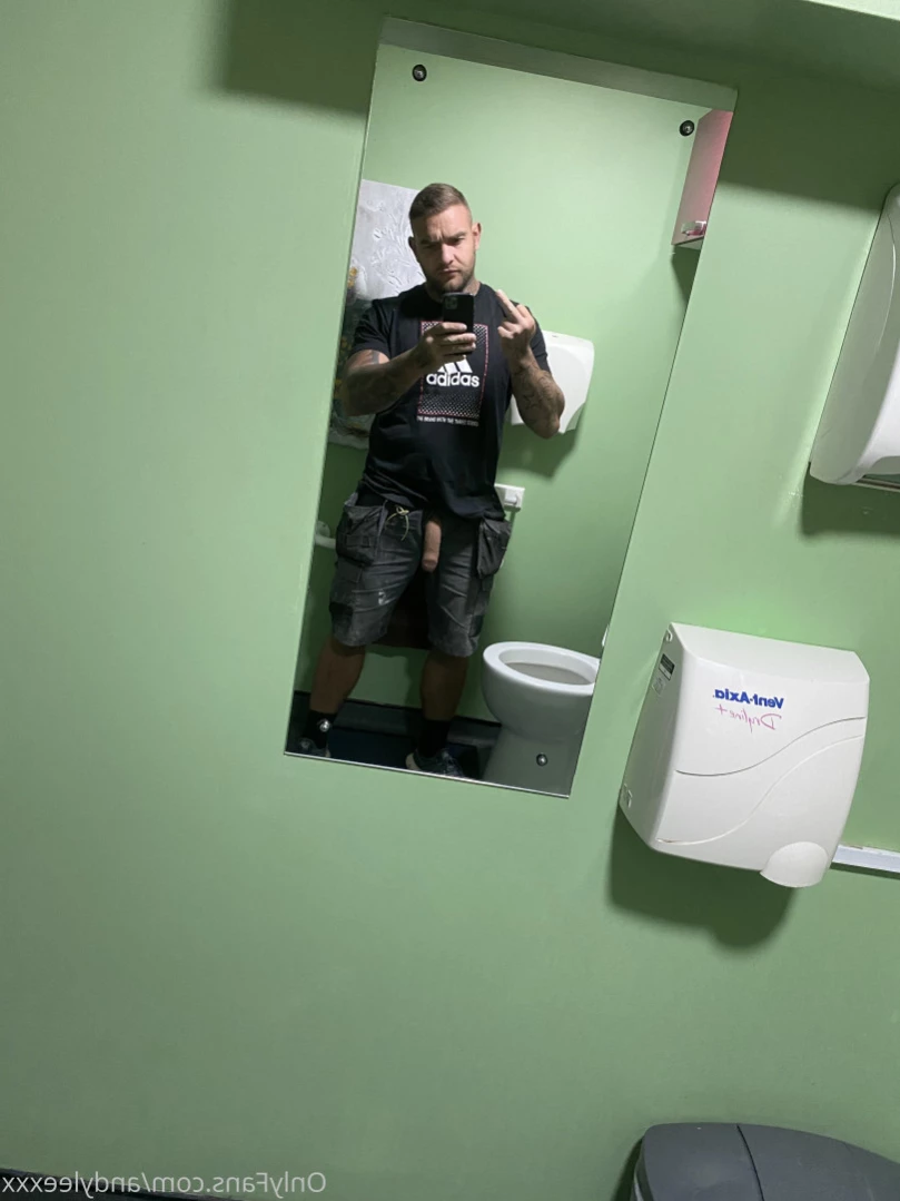 AndyLeeXXX-OFFICIAL! [ andyleexxx ] Onlyfans leaked photo 11773484 on Hotleaks.tv