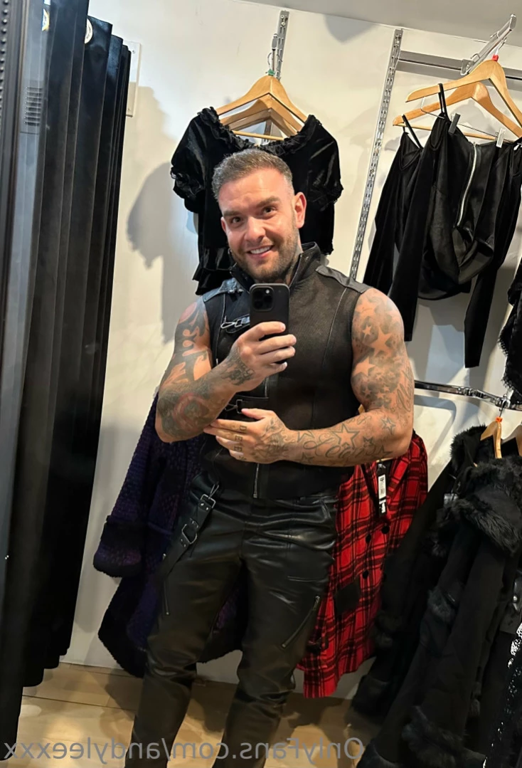 AndyLeeXXX-OFFICIAL! [ andyleexxx ] Onlyfans leaked photo 11779126 on Hotleaks.tv