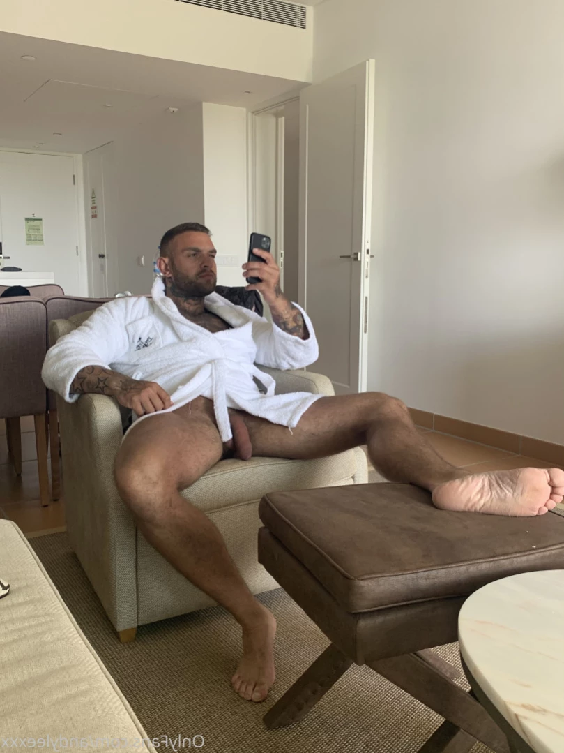AndyLeeXXX-OFFICIAL! [ andyleexxx ] Onlyfans leaked photo 11779499 on Hotleaks.tv