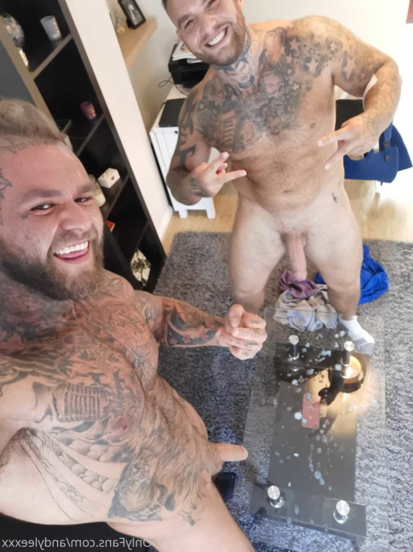 AndyLeeXXX-OFFICIAL! [ andyleexxx ] Onlyfans leaked photo 12696567 on Hotleaks.tv