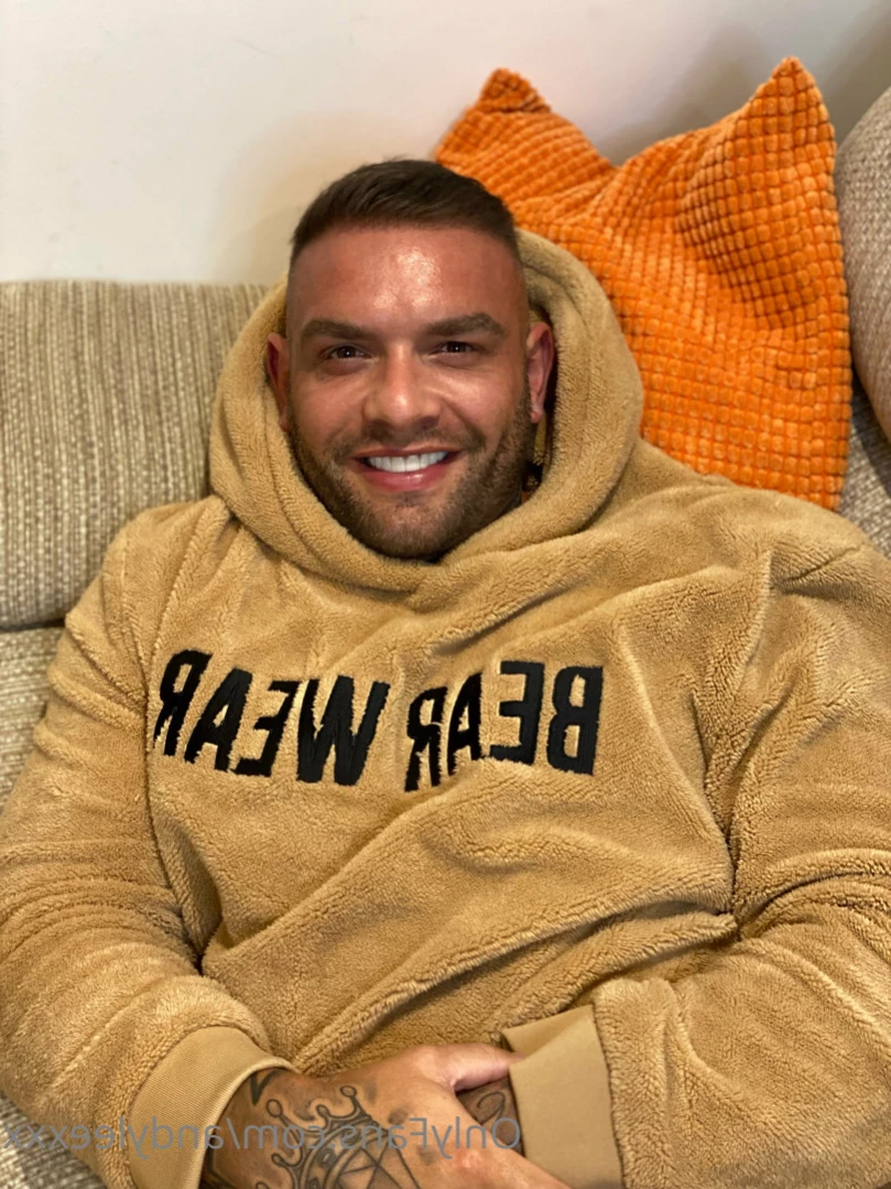 AndyLeeXXX-OFFICIAL! [ andyleexxx ] Onlyfans leaked photo 12990803 on Hotleaks.tv
