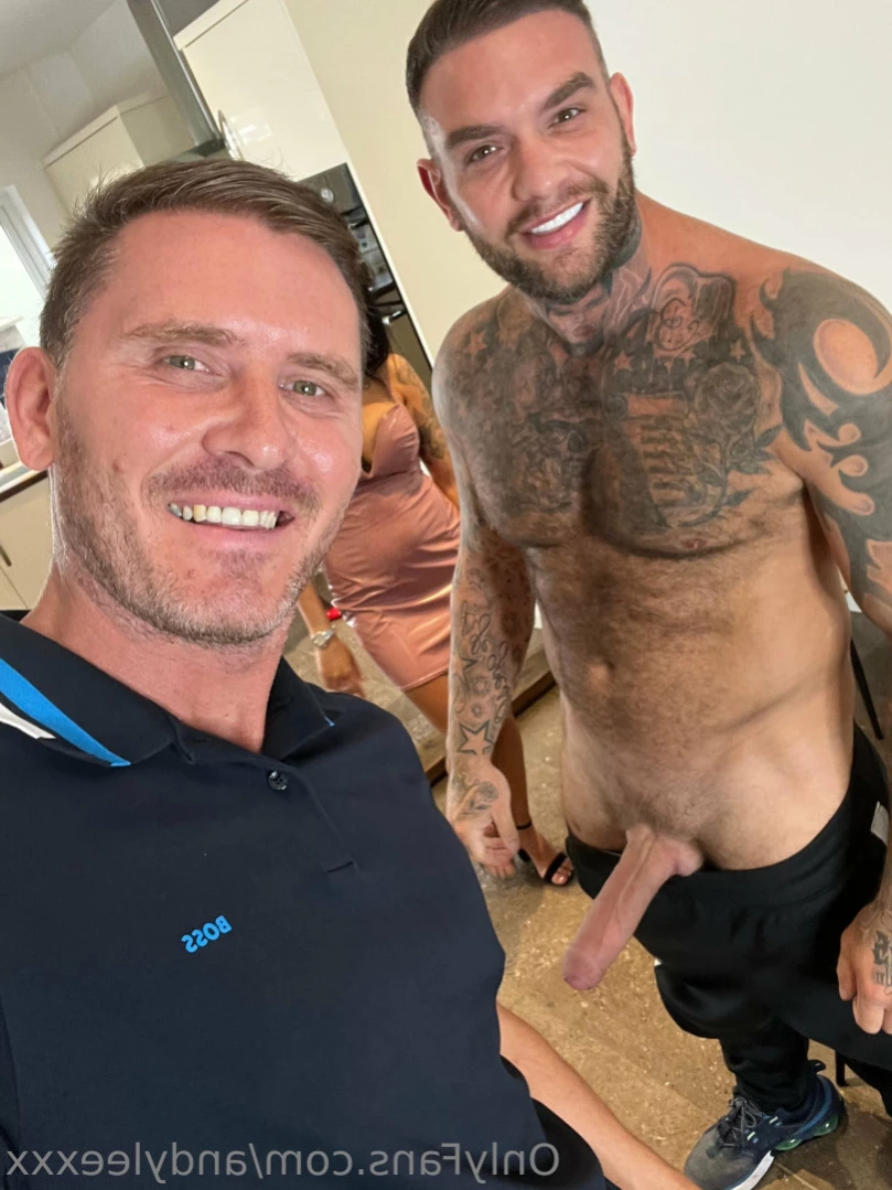 AndyLeeXXX-OFFICIAL! [ andyleexxx ] Onlyfans leaked photo 14383807 on Hotleaks.tv