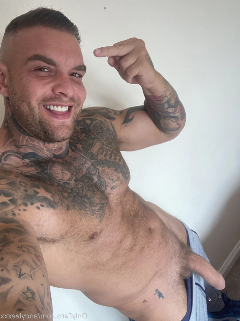 AndyLeeXXX-OFFICIAL! [ andyleexxx ] Onlyfans leaked photo 15206444 on Hotleaks.tv