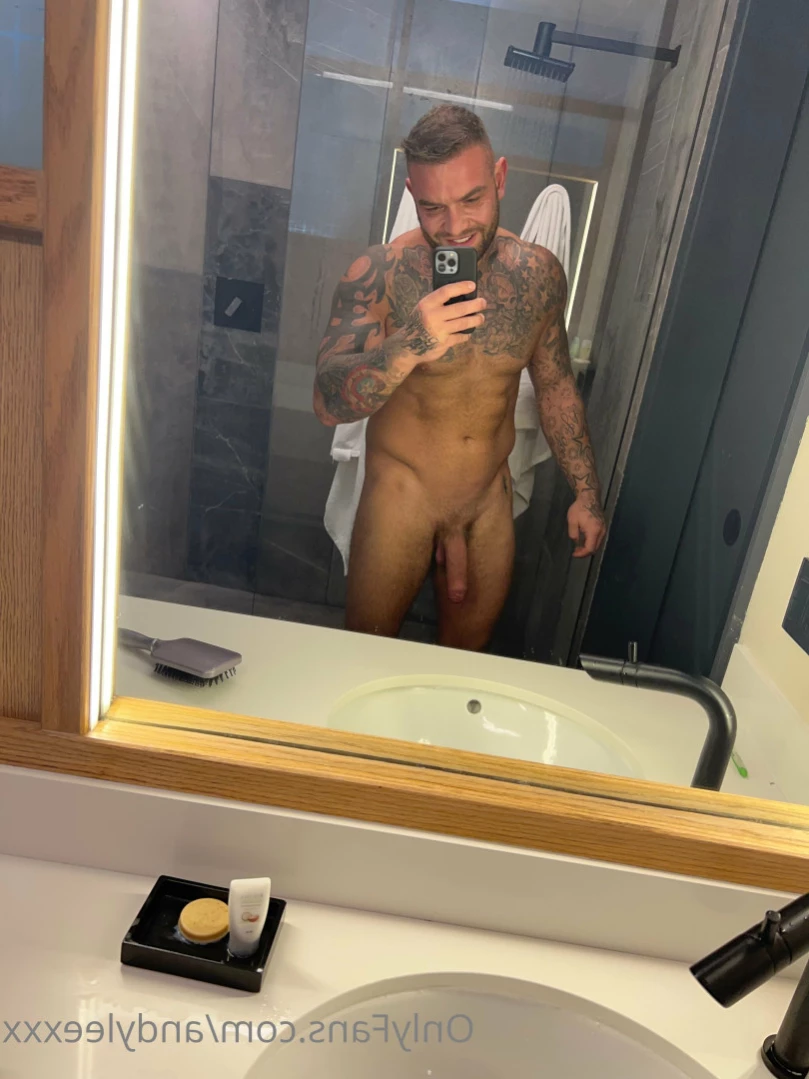 AndyLeeXXX-OFFICIAL! [ andyleexxx ] Onlyfans leaked photo 16034547 on Hotleaks.tv