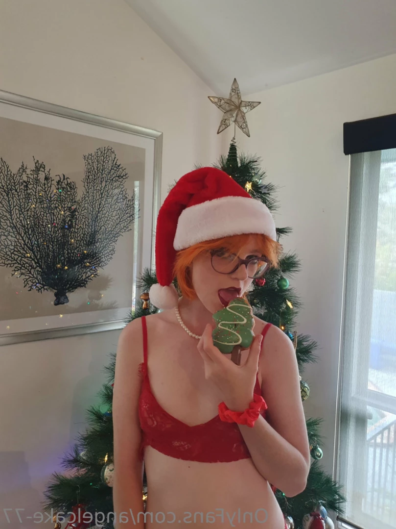 Hollie [ angelcake-77 ] Onlyfans leaked photo 11765882 on Hotleaks.tv