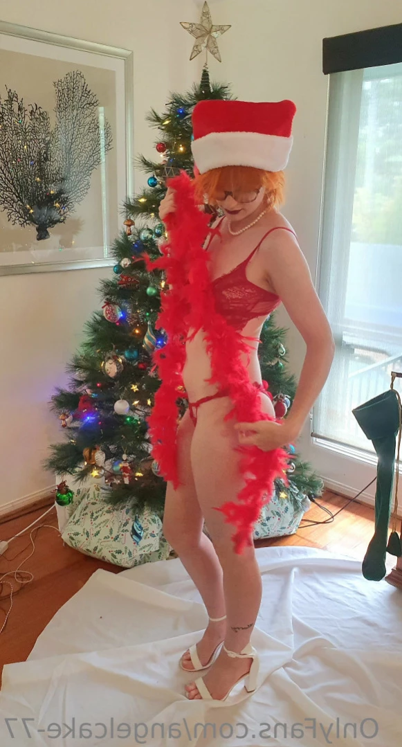 Hollie [ angelcake-77 ] Onlyfans leaked photo 11765933 on Hotleaks.tv