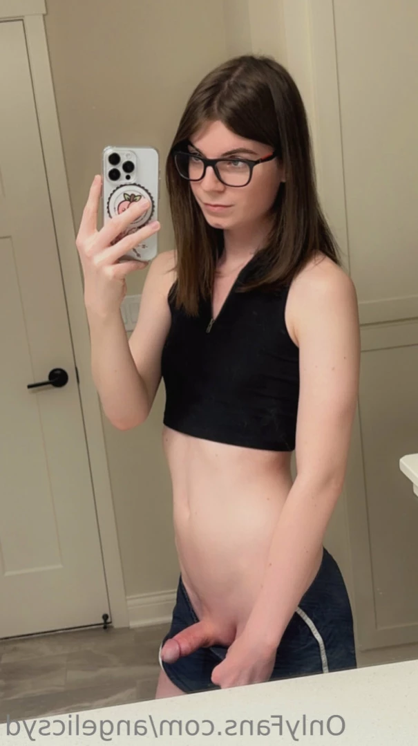 angelicsyd Onlyfans leaked photo 14732997 on Hotleaks.tv