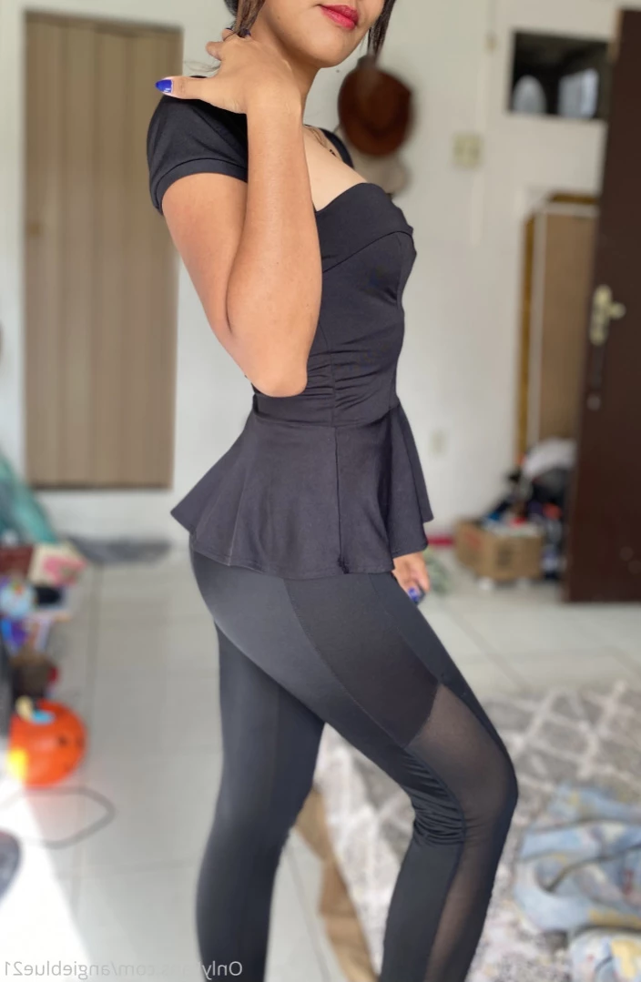 angieblue21 Onlyfans leaked photo 11782224 on Hotleaks.tv