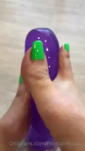 18376076