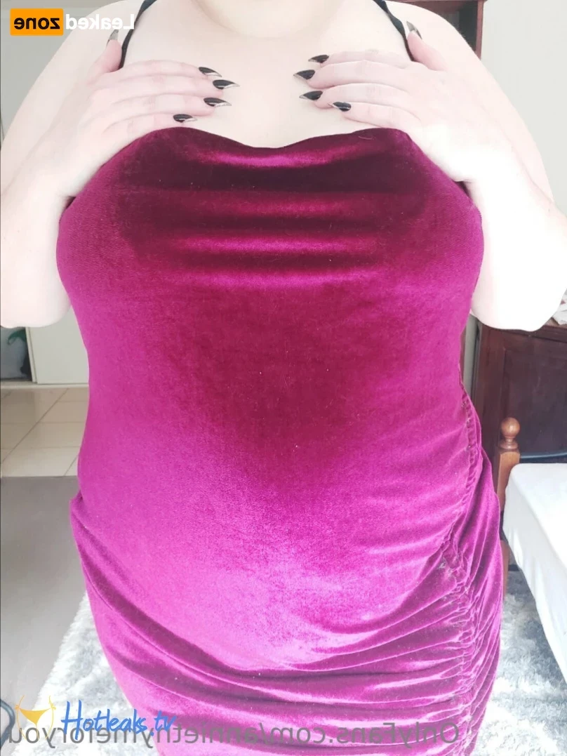 💦 Full Length Vids on Wall 💦 [ anniethymeforyou ] Onlyfans leaked photo 15211100 on Hotleaks.tv