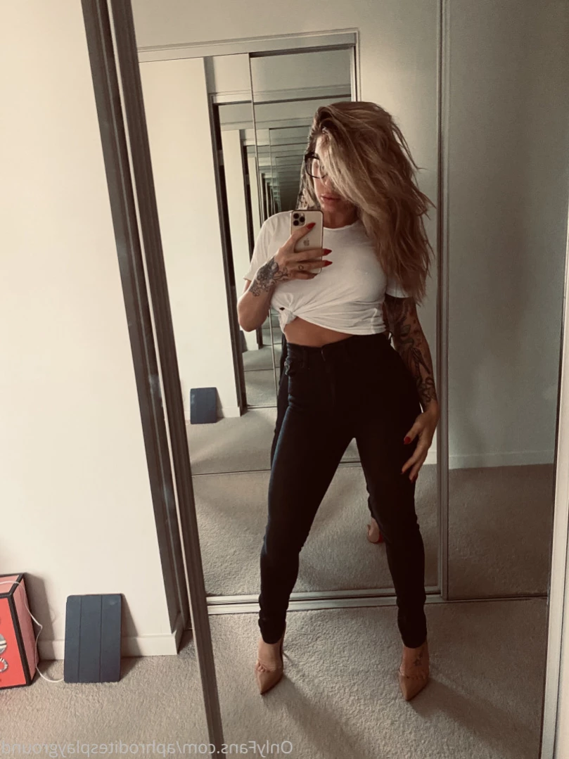 SEXTING &amp; CUSTOMS 🏆💕🔥 [ aphroditesplayground ] Onlyfans leaked photo 11672828 on Hotleaks.tv