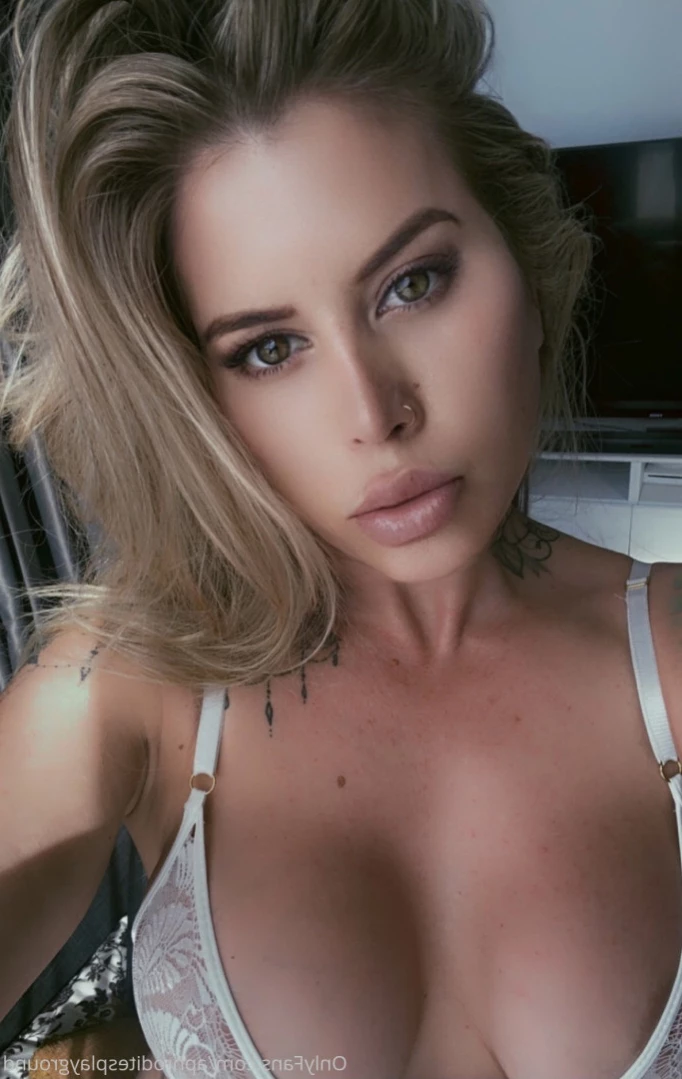 SEXTING &amp; CUSTOMS 🏆💕🔥 [ aphroditesplayground ] Onlyfans leaked photo 14482475 on Hotleaks.tv