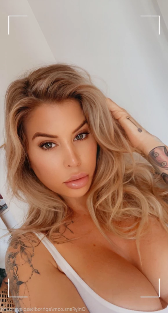 SEXTING &amp; CUSTOMS 🏆💕🔥 [ aphroditesplayground ] Onlyfans leaked photo 15493150 on Hotleaks.tv